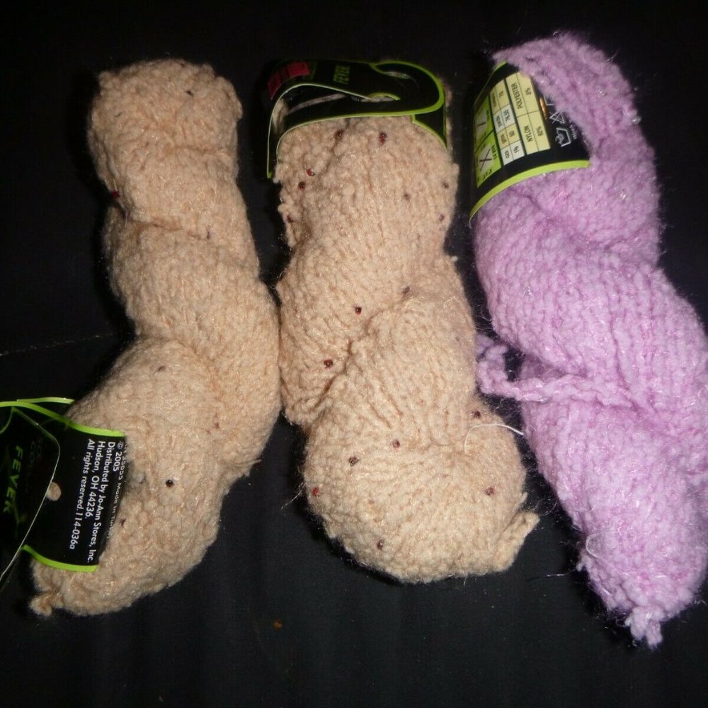 5 Skeins Sensations Sophisticates Collection Fever Yarn Posy Beige/Camel Black